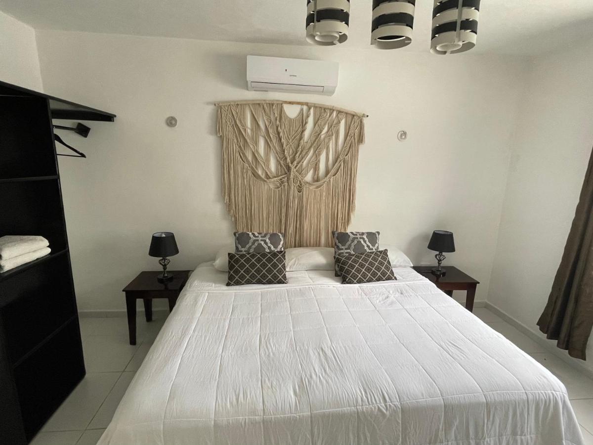 Las Villas De Maria Valladolid  Ngoại thất bức ảnh